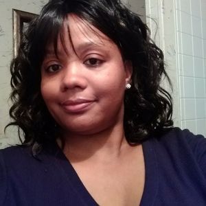 Meet your Posher, Renada